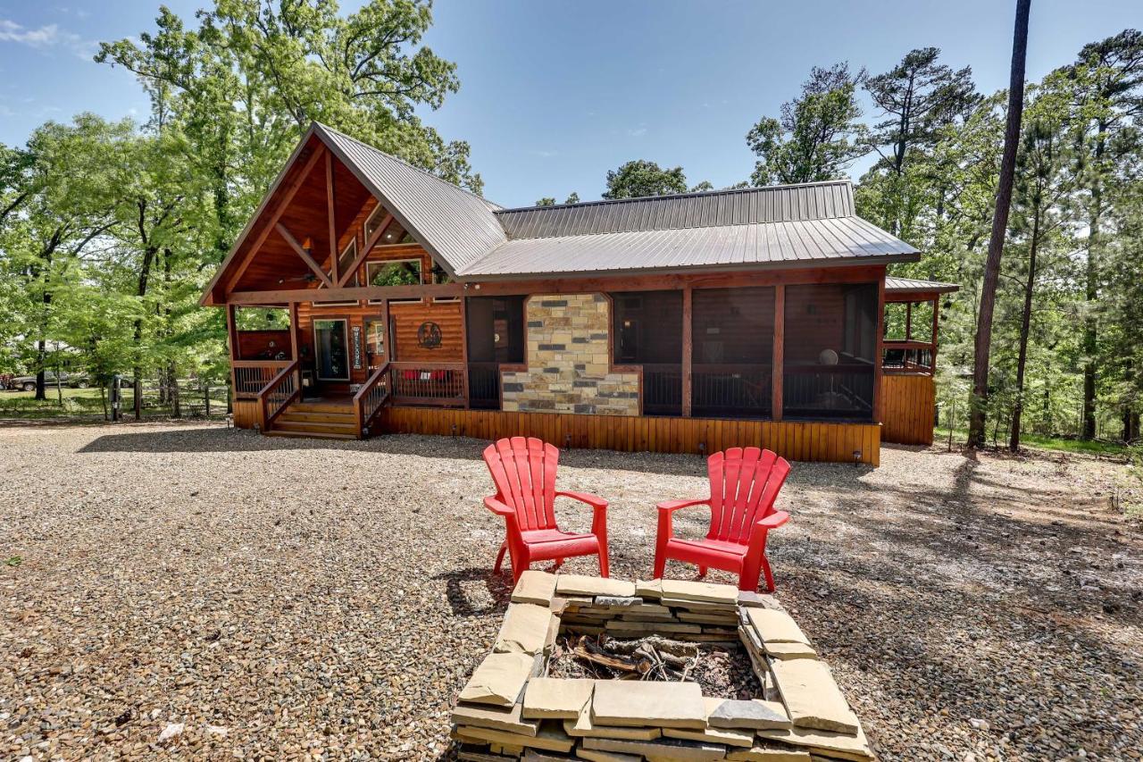 Broken Bow Cabin With Hot Tub And Outdoor Fireplace! Zewnętrze zdjęcie